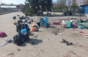 Путинские террористы ударили по вокзалу в Краматорске кассетным Искандером