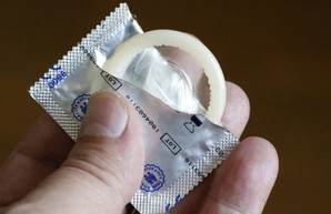 Производитель контрацептивов уходит с рынка россии, украинцы уже шутят: он как раз мог бы остаться