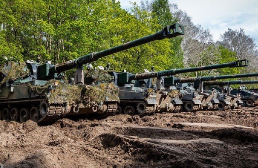 «Держи краба»: Украинская армия получила из Польши самоходные пушечные гаубицы (ФОТО, ВИДЕО)