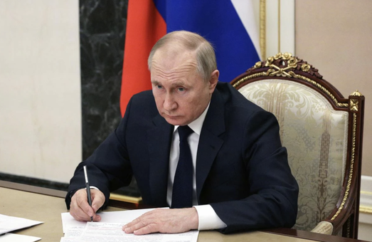 Путин снова угрожает Украине атаками в связи с поставками дальнобойных ракет